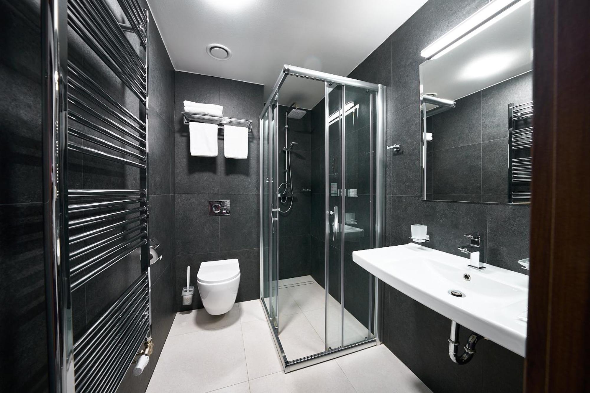 Wellness Hotel Queens Mariánské Lázně Exterior foto