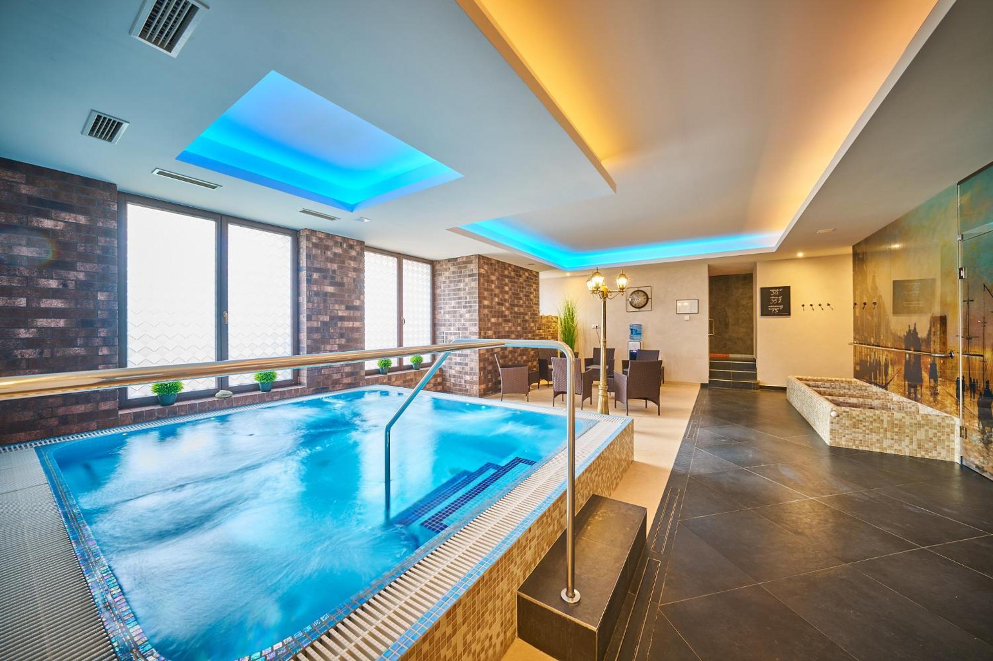 Wellness Hotel Queens Mariánské Lázně Exterior foto